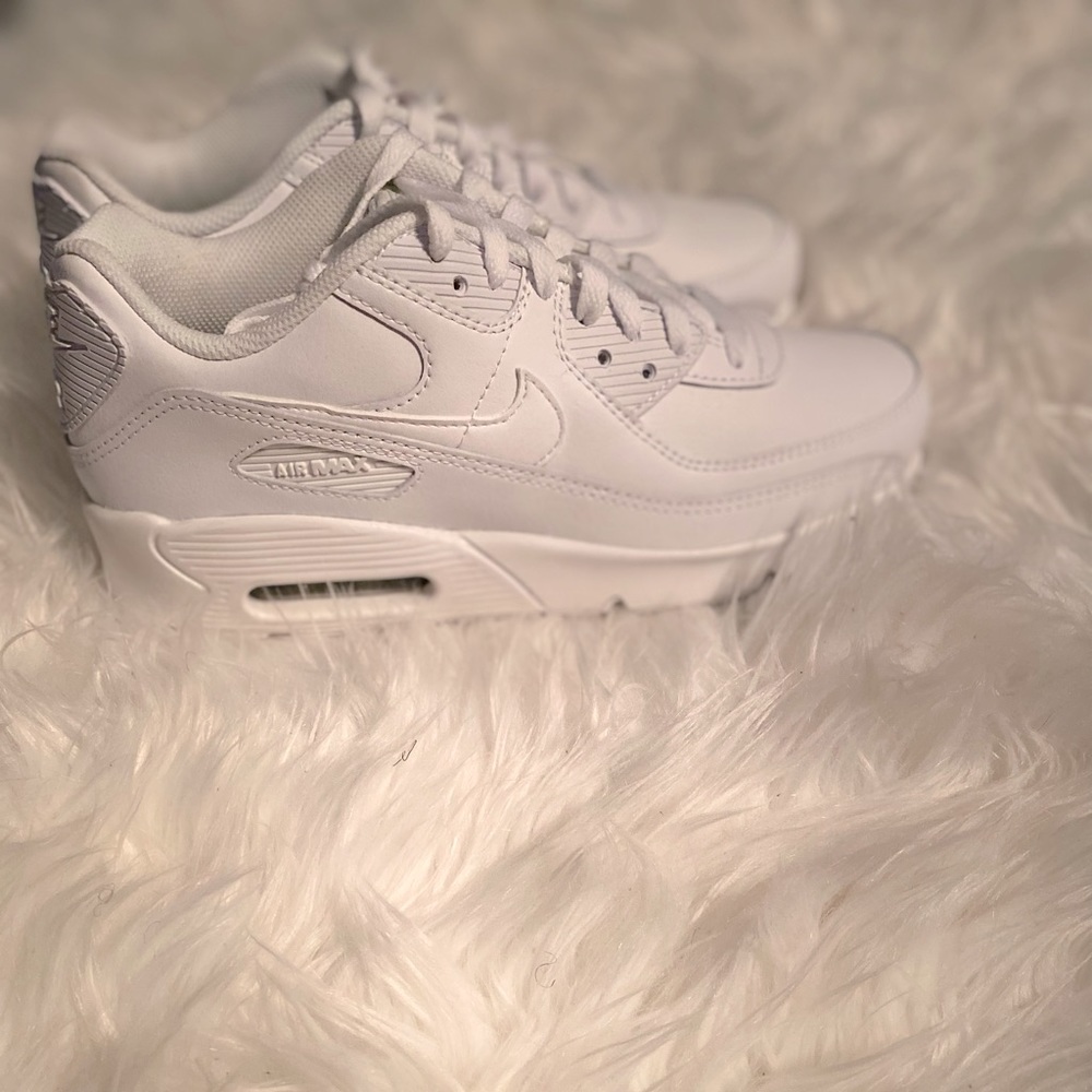 NIKE Air Max